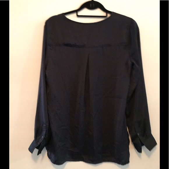 Violet & Claire long sleeve button down shirt in Good condition - Picture 3 of 4